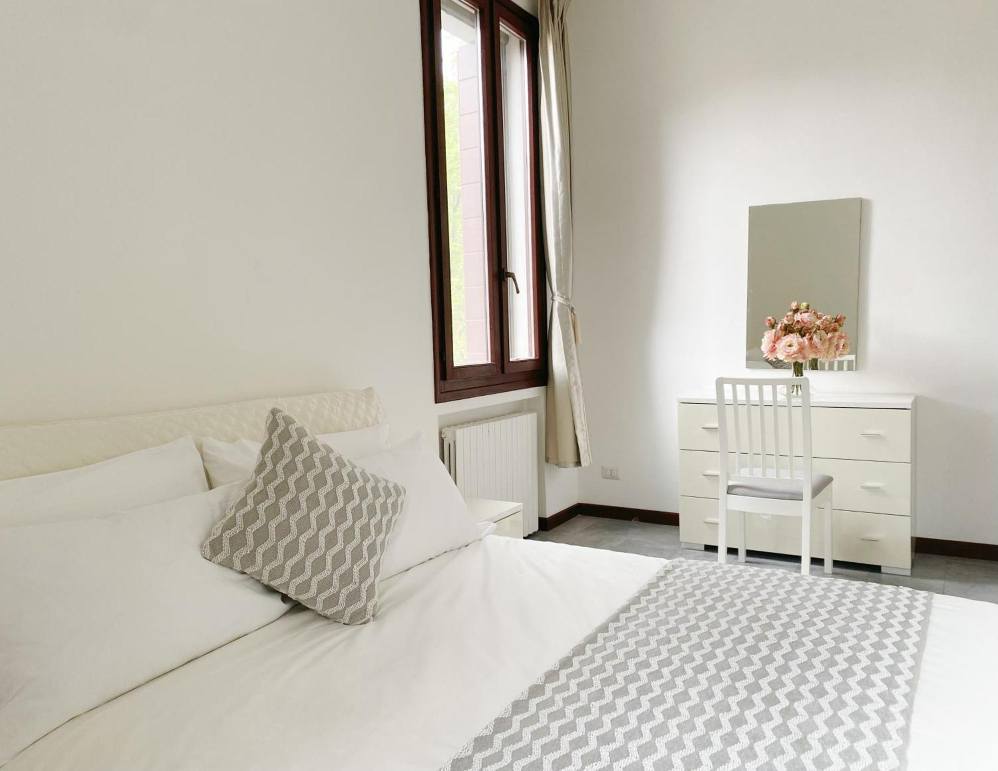 Gris Apartment: Venice Местре Екстериор снимка